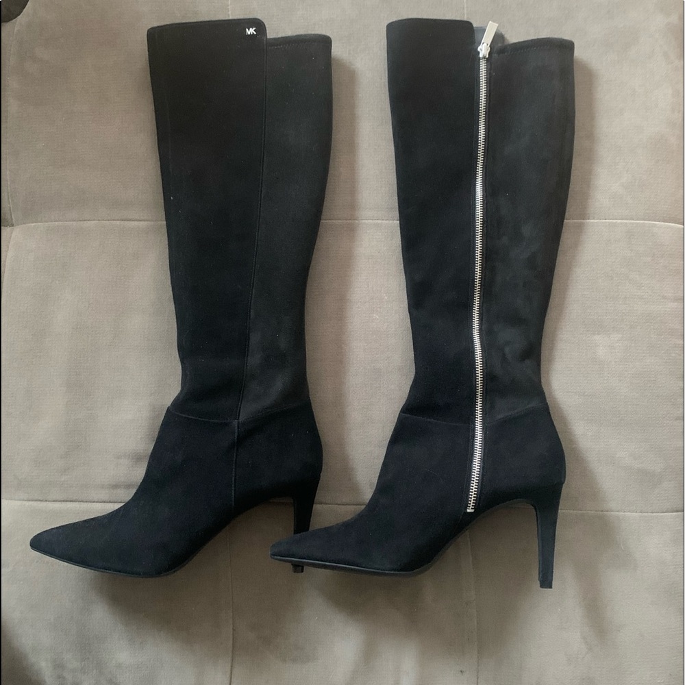 Michael Kors Dorothy flex boot size 10 suede